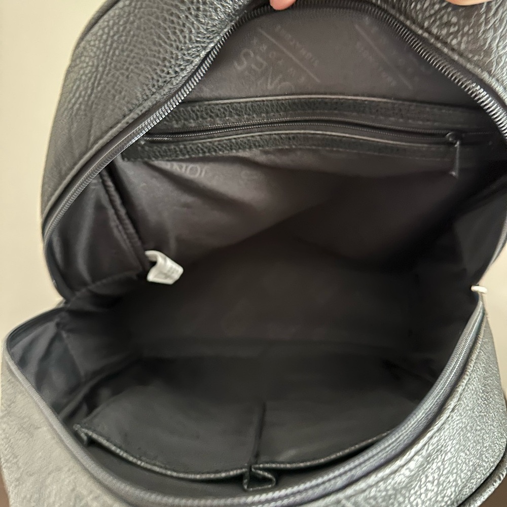 Black Leather Backpack - Picture 8 of 10